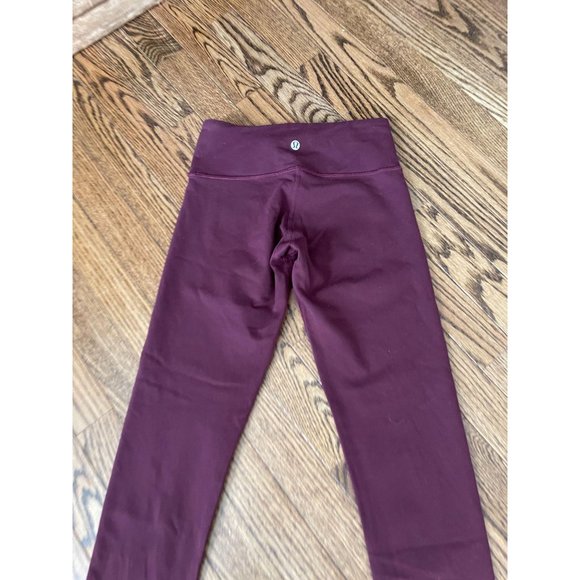 Lululemon Wunder Under Crop *Reversible Bordeaux - Picture 5 of 6